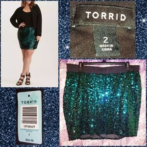 Torrid brand Emerald Green Mini Sequin Skirt Sz 2|2X|18/20